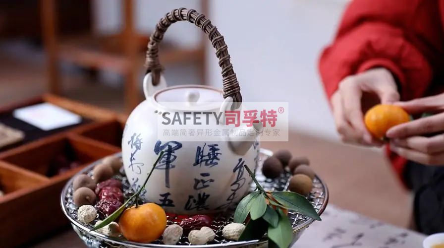 圍爐煮茶成民宿招牌項目，文旅行業需要“儀式感消費”[司孚特精制鋼圍爐](圖2)