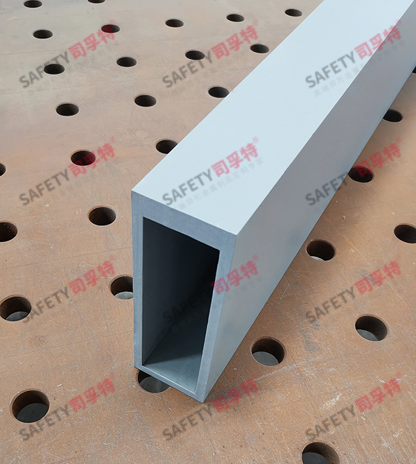 前抗面加厚氟碳噴涂焊接幕墻精制鋼型材(圖4) 前抗面加厚氟碳噴涂焊接幕墻精制鋼型材(圖4)